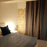 Borgo Loreto نابولي