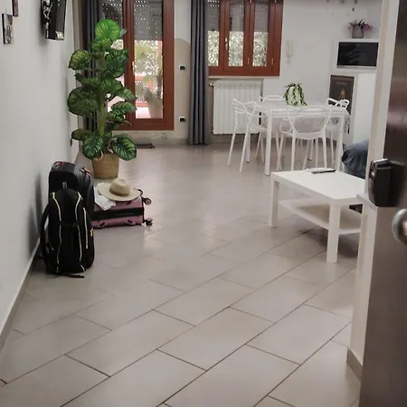 Borgo Loreto Неаполь