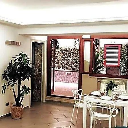Borgo Loreto Naples