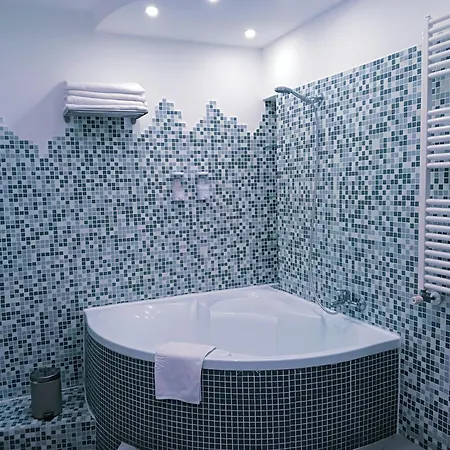 Borgo Loreto * Napoli